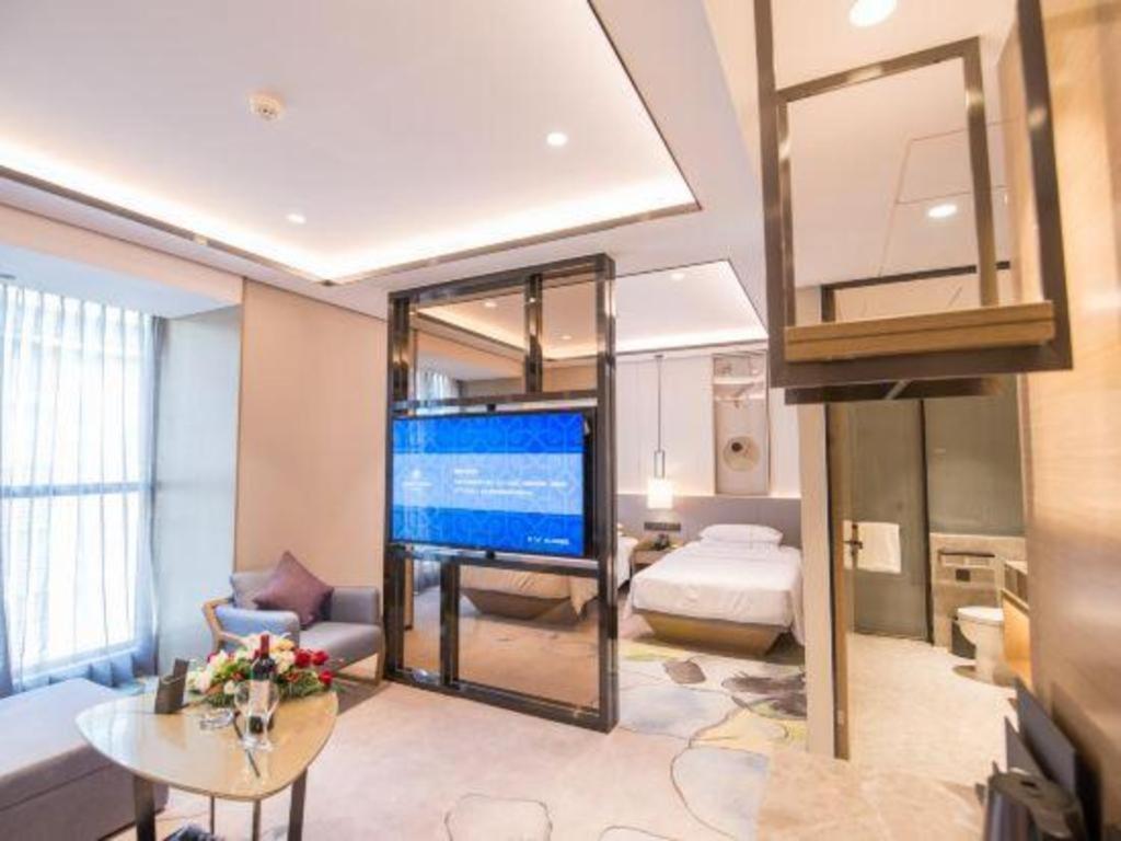 Jinan Silver Plaza Quancheng Hotel Bagian luar foto